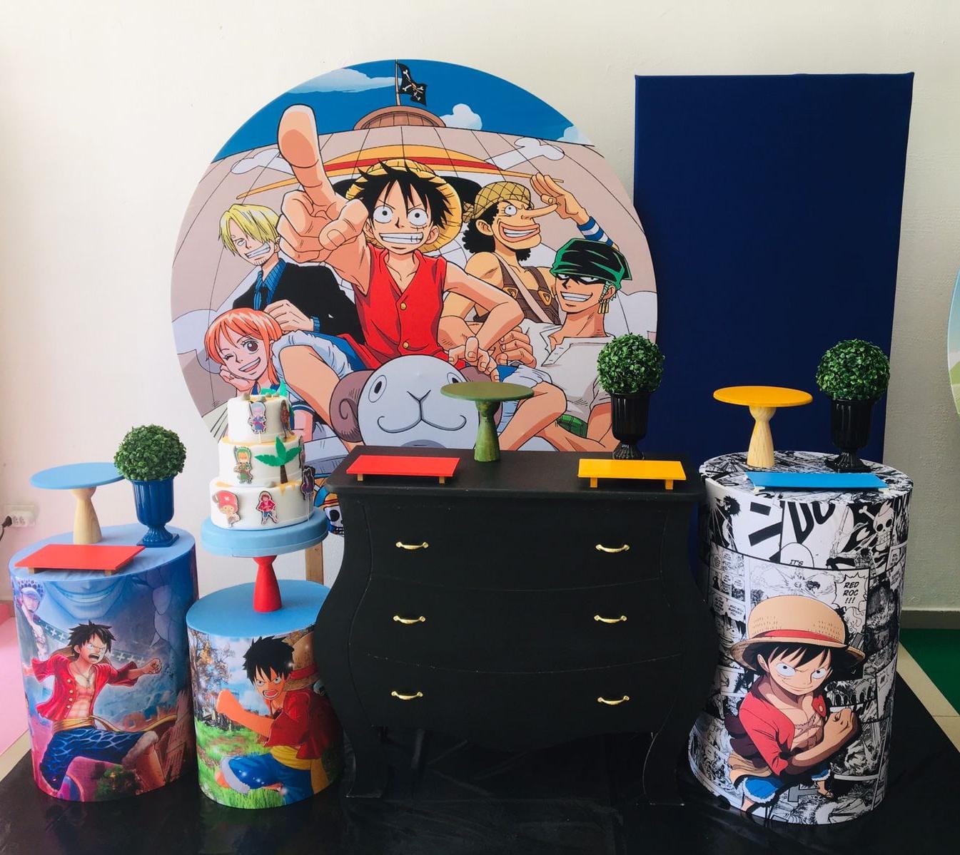 One Piece com Arco de Balões One Piece com Arco de Balões