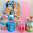 Bluey  Disney com Arco de balões